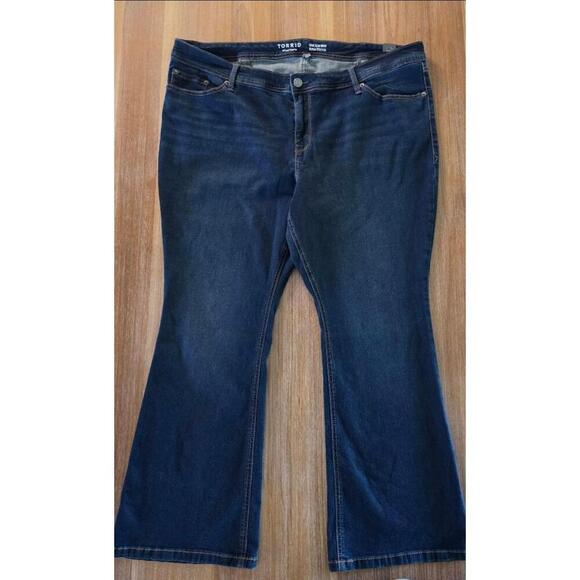 torrid Denim - NWT Torrid 42591264 Dark Wash Slim Mid-Rise Bootcut Jeans 24S Womens